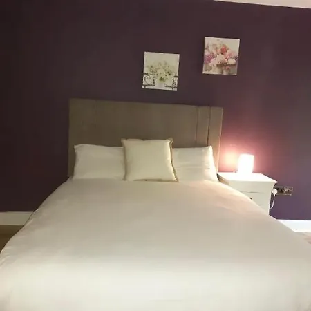 Shannon Oaks Apartment