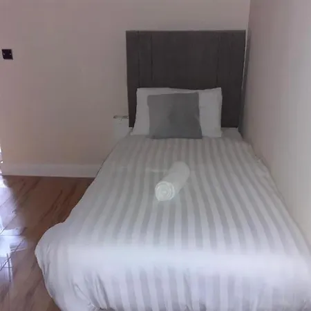 Shannon Oaks Lägenhet Portumna