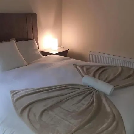 Shannon Oaks * Portumna