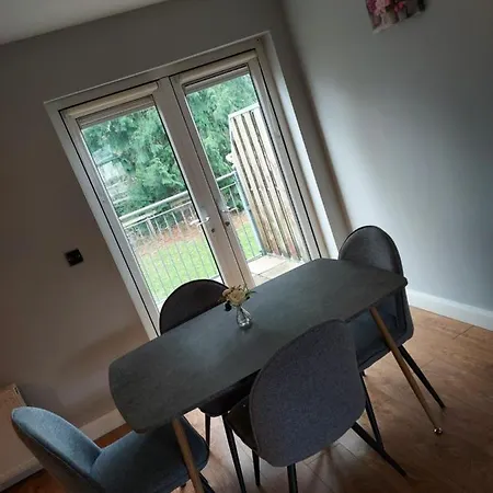 Shannon Oaks * Portumna